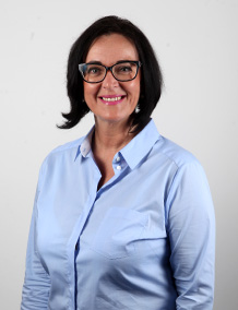 KATALIN MAKKAI