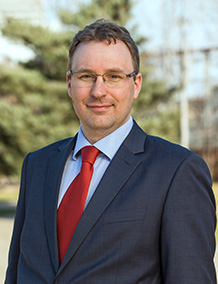 MÁRTON SZIKORA